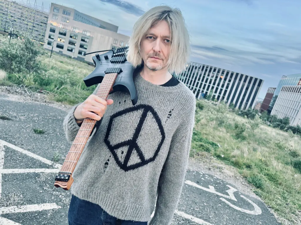 Tim Hutch with his Strandberg Boden Original N2.6T